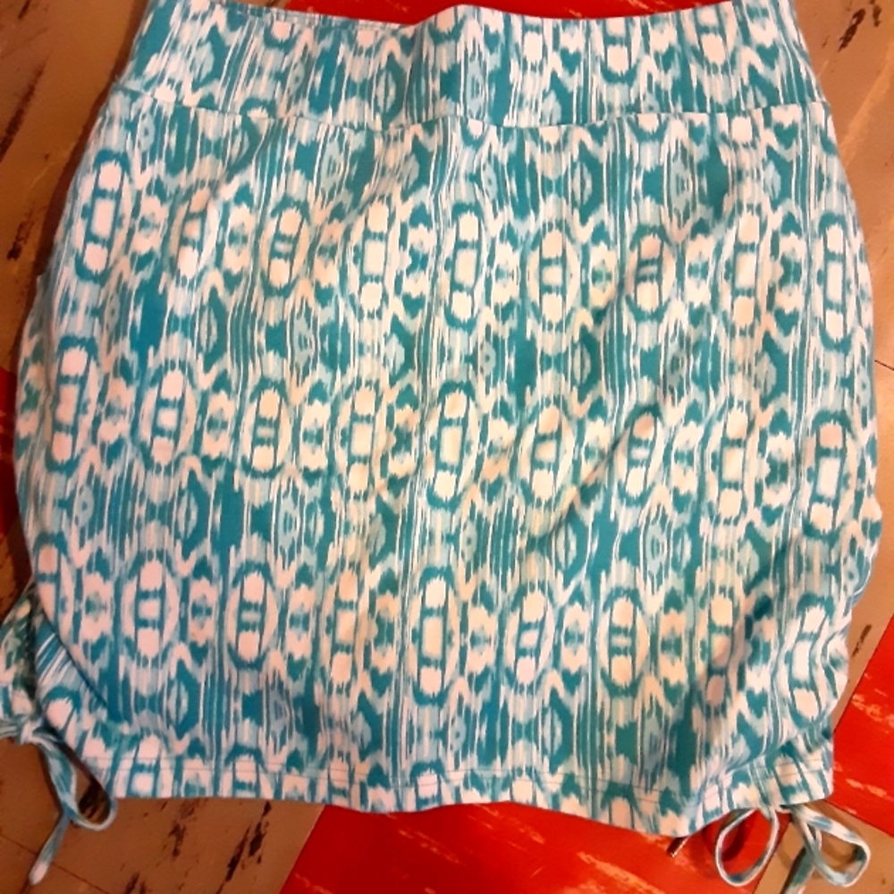 NWT teal skort